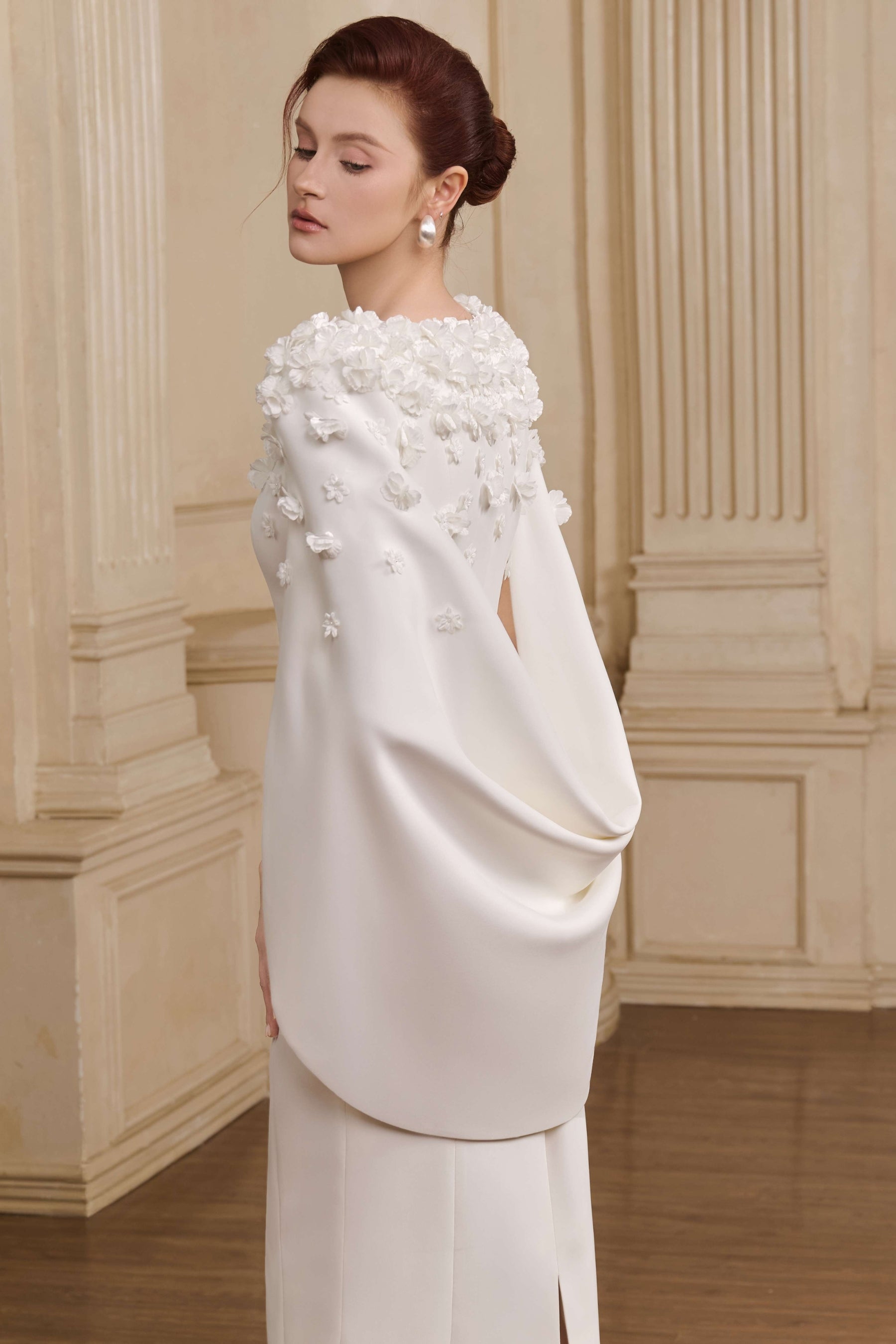 Đầm Maxi Voan Tay Cape Lily
