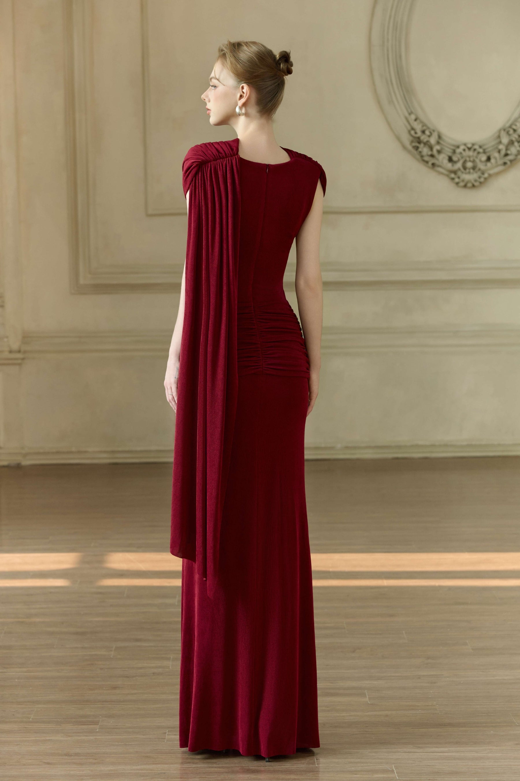Váy Maxi Bailey Cổ Đổ Xếp Nếp